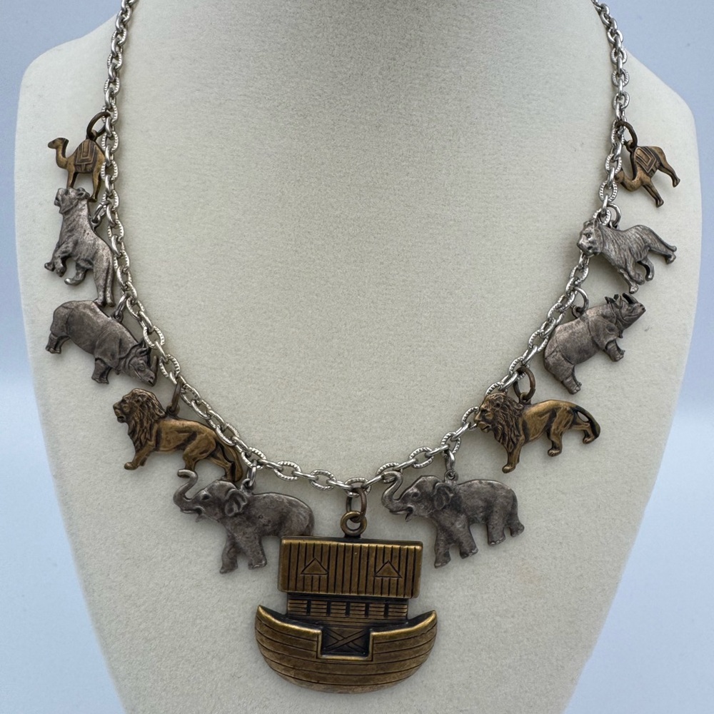 Vintage Noah’s Ark‎ Charm Necklace Dangling Animals Elephant Lion Camel Bib